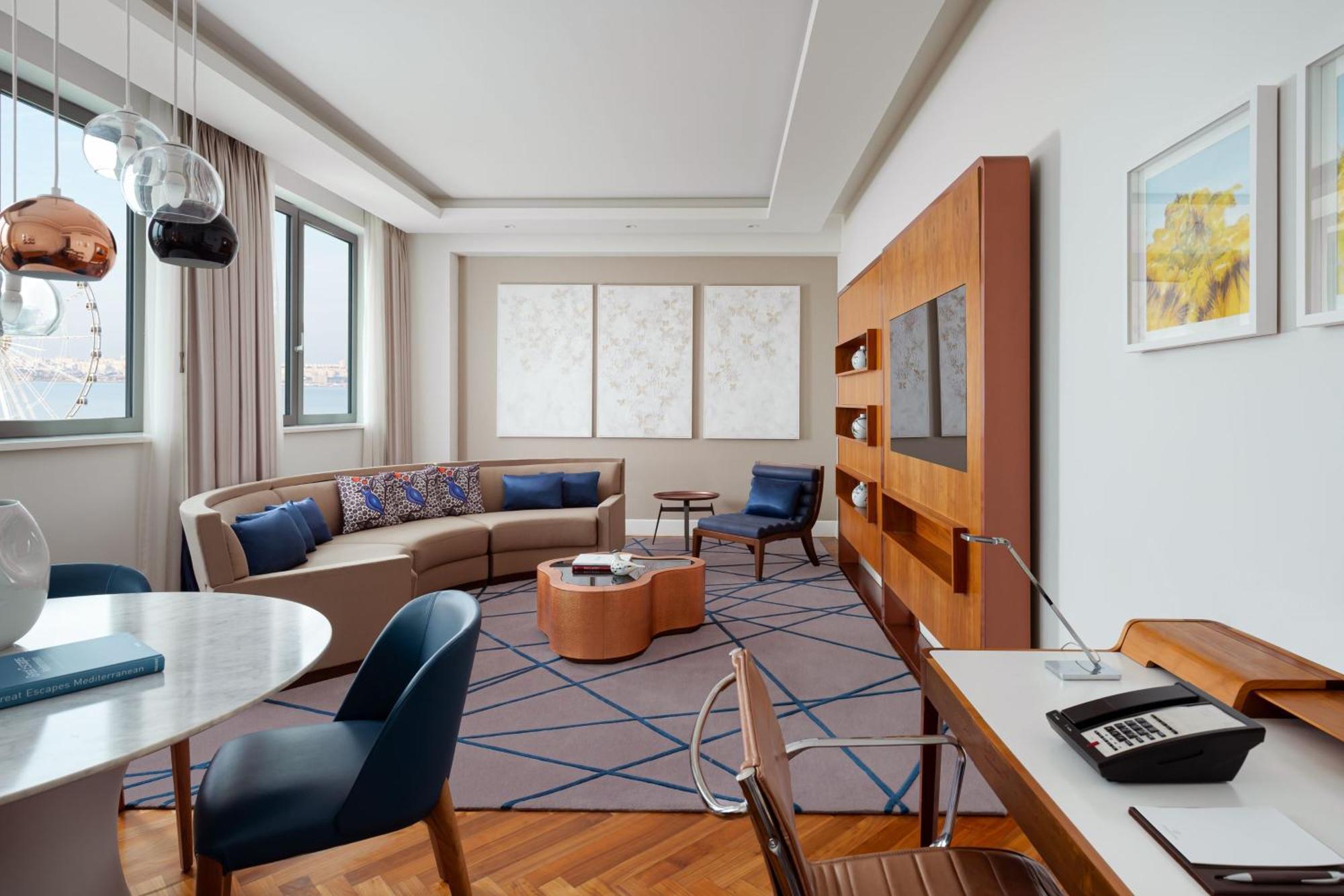 เชอราตัน บาคุ อินทูริสต์ Hotel บากู ภายนอก รูปภาพ A living room at the hotel