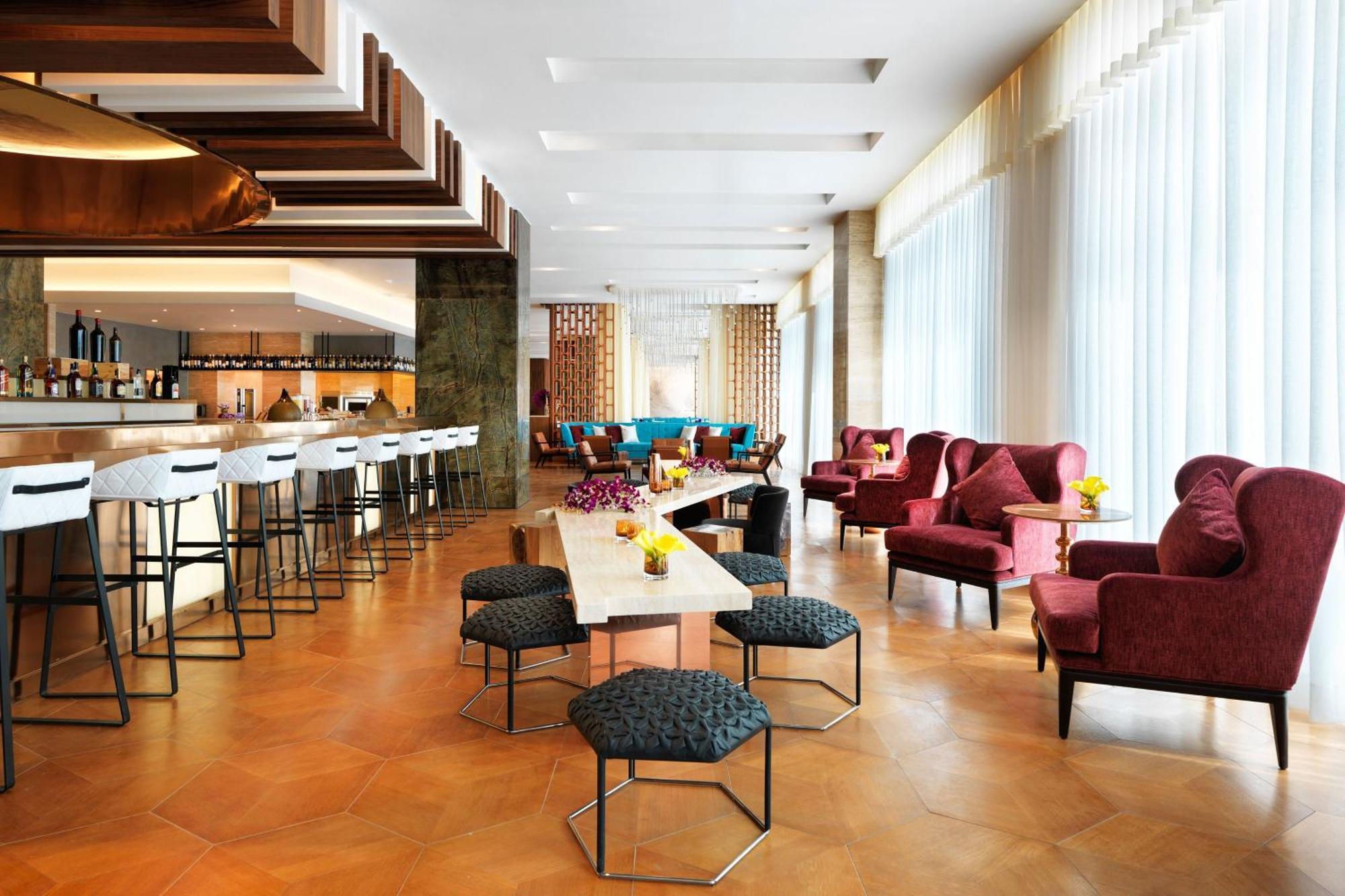 เชอราตัน บาคุ อินทูริสต์ Hotel บากู ภายนอก รูปภาพ The Bar