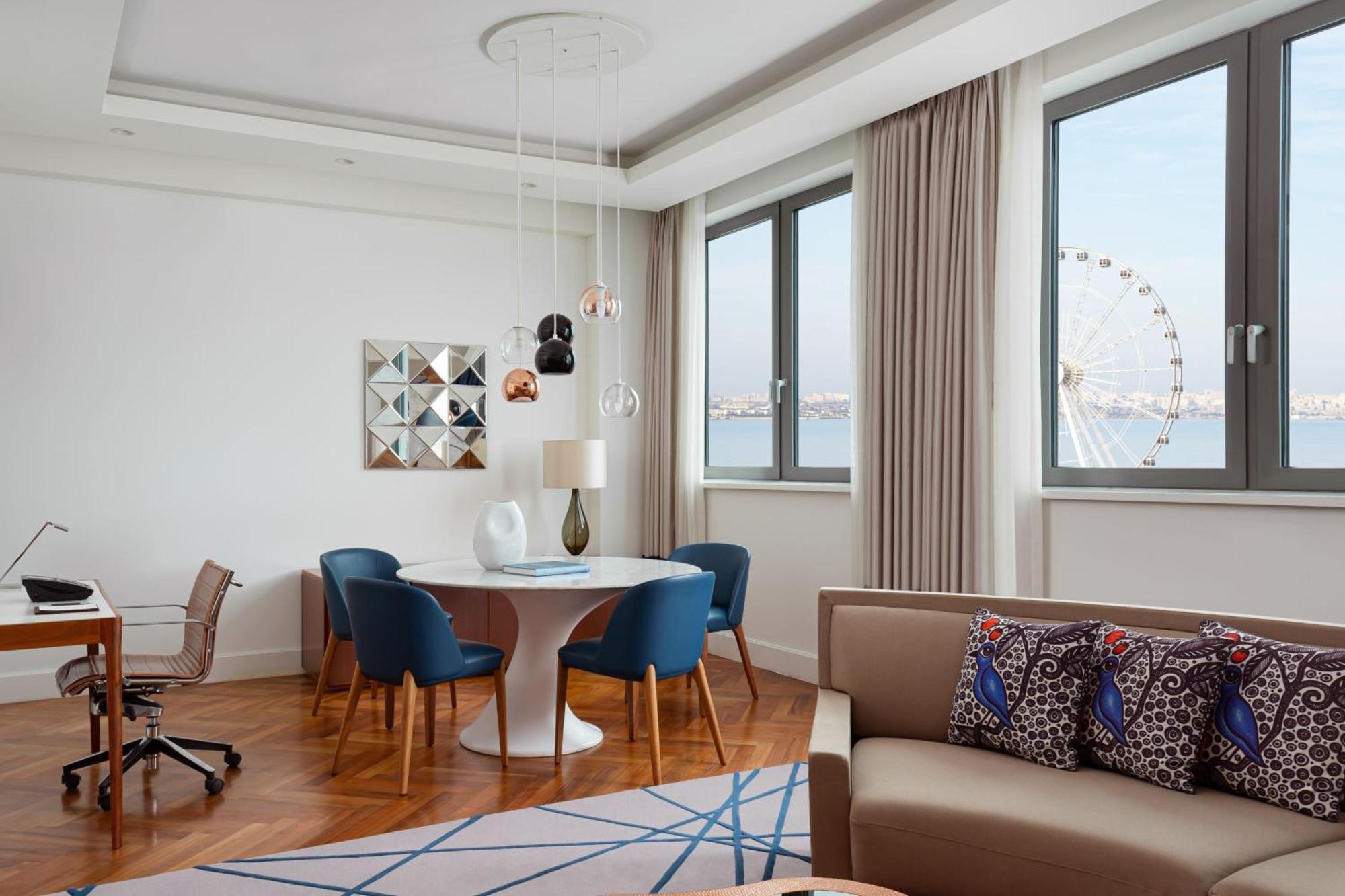 เชอราตัน บาคุ อินทูริสต์ Hotel บากู ภายนอก รูปภาพ A suite at the hotel