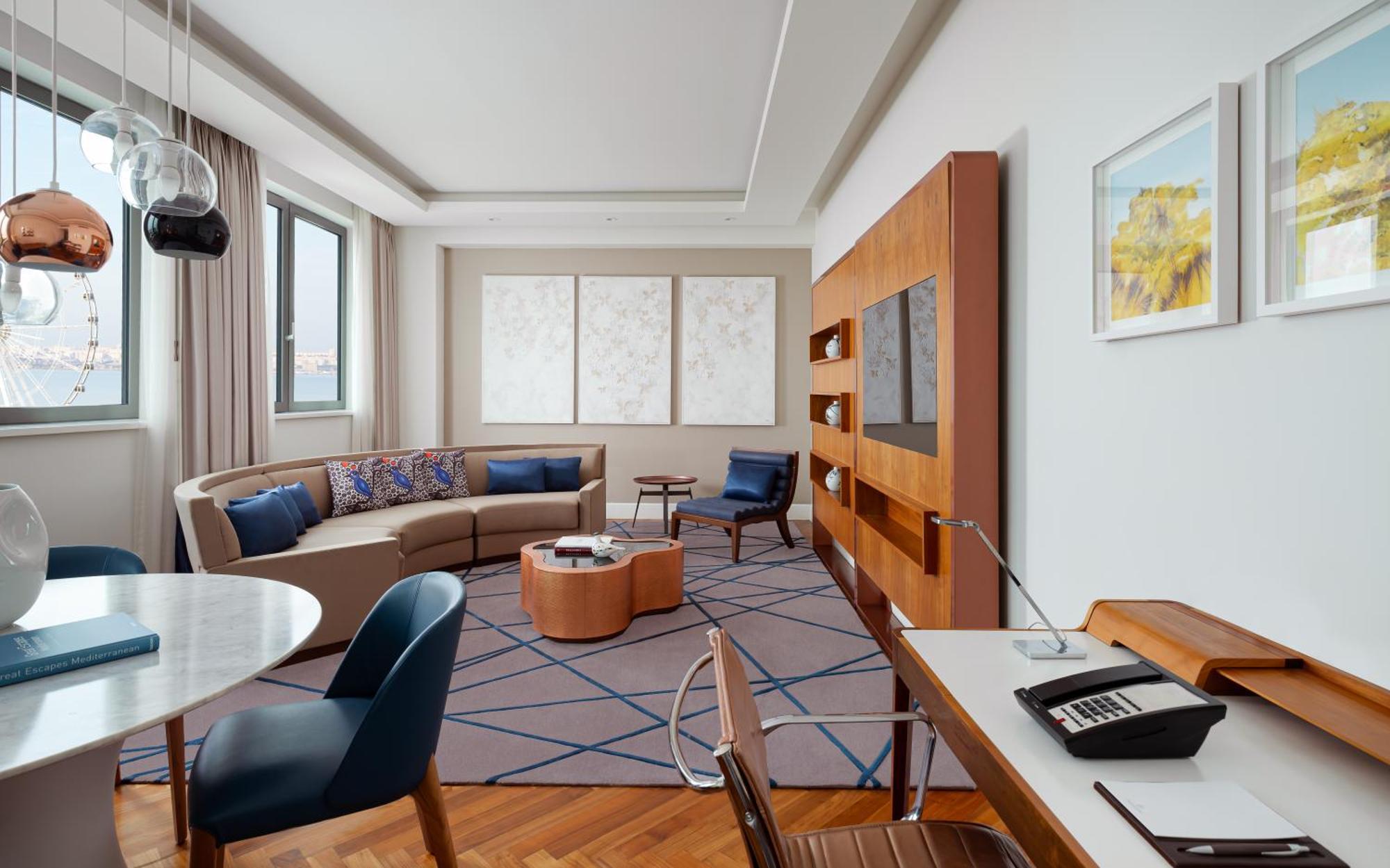 เชอราตัน บาคุ อินทูริสต์ Hotel บากู ภายนอก รูปภาพ A living room at the hotel